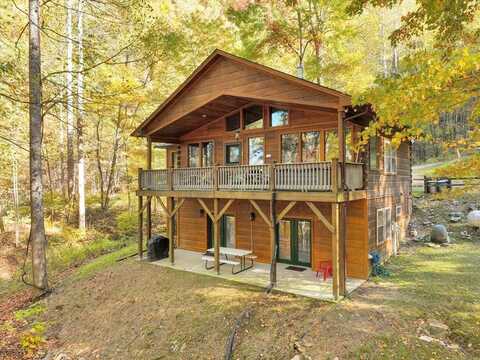 444 Georgianna Ln, Bryson City, NC 28713