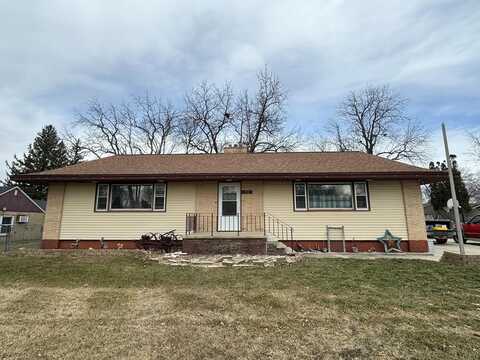 1201 W Broadway St, Eagle Grove, IA 50533