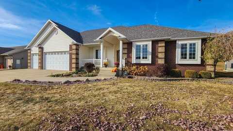 2227 Fairview Dr, Fort Dodge, IA 50501