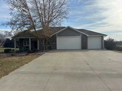 1314 Deer Creek Dr, Fort Dodge, IA 50501