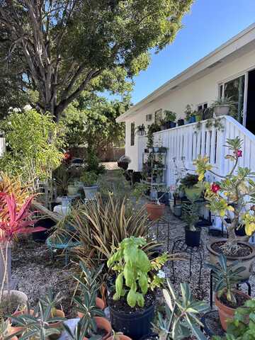 969 Plantation Road, Key Largo, FL 33037