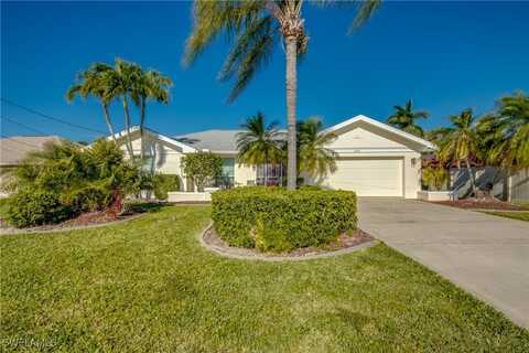 2916 SE 22nd Place, Cape Coral, FL 33904