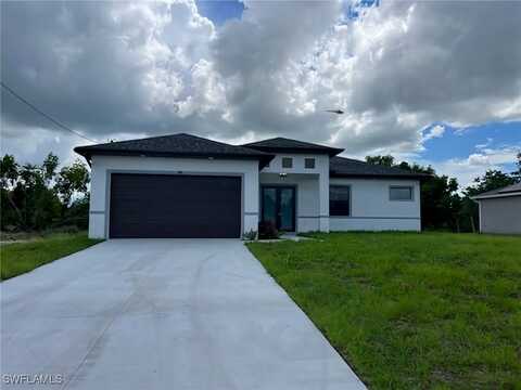 3703 33rd Street SW, Lehigh Acres, FL 33976