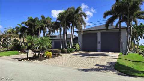 3825 SW 17th Place, Cape Coral, FL 33914