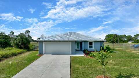 7039 Calder Circle, Labelle, FL 33935