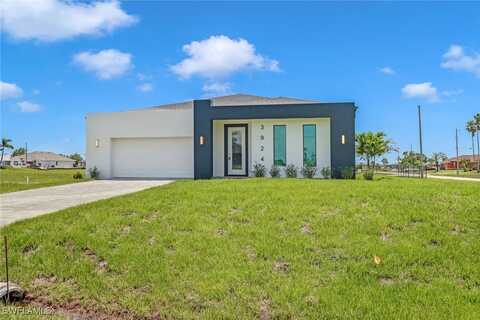 1146 Holmes Avenue S, Lehigh Acres, FL 33974