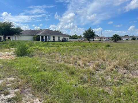 4531 18th Street SW, Lehigh Acres, FL 33973