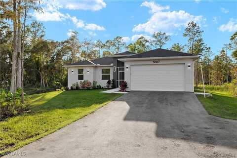 5067 Everglades Boulevard N, Naples, FL 34120