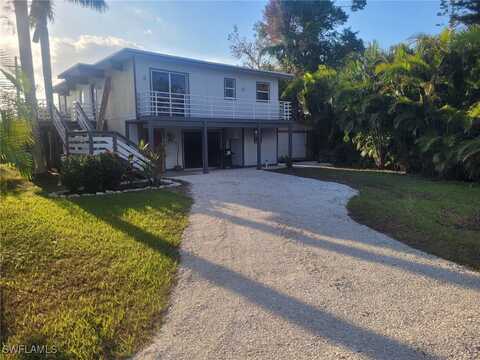 10925 Russell Road, Bokeelia, FL 33922