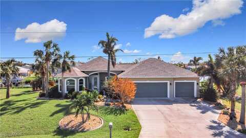 18138 Avonsdale Circle, Port Charlotte, FL 33948