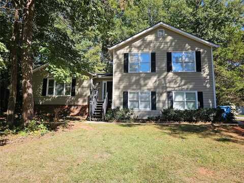 2190 Hunters Cove Drive, Lawrenceville, GA 30044