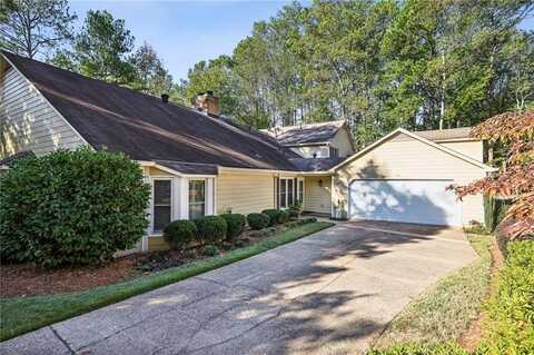 141 Great Oaks Lane, Roswell, GA 30075