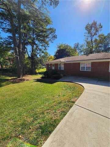 106 Wallace Road SE, Mableton, GA 30126