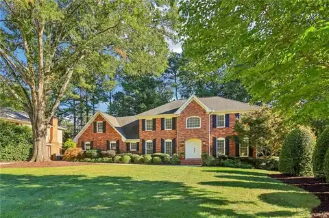 1228 Redfield Ridge, Dunwoody, GA 30338