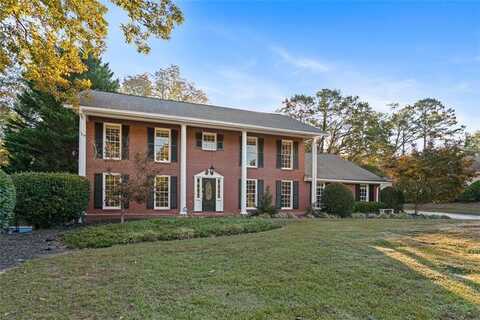 9465 River Lake Drive, Roswell, GA 30075