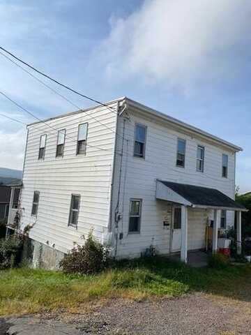 10 MCCABE STREET, Hanover, PA 18706