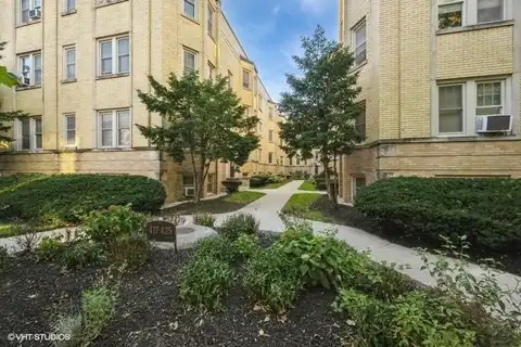 423 S WISCONSIN AVE 1E, OAK PARK, IL 60302