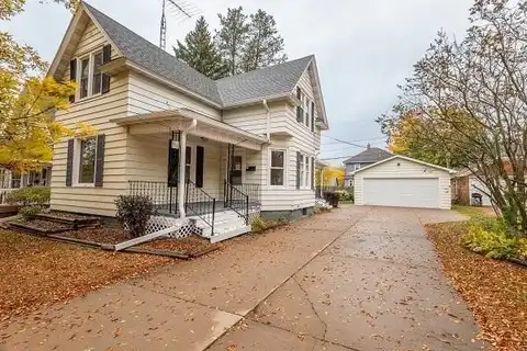 513 N 4TH AVE, WAUSAU, WI 54401