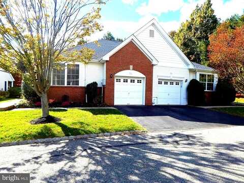 61 BURHOLME DRIVE, HAMILTON, NJ 08691