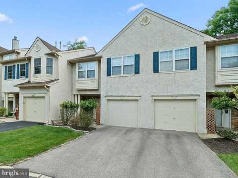 4 PLUM COURT, LAFAYETTE HILL, PA 19444