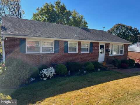 4942 JACKSON DRIVE, BROOKHAVEN, PA 19015