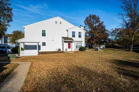 24 Almond Dr, Franklin, NJ 08873