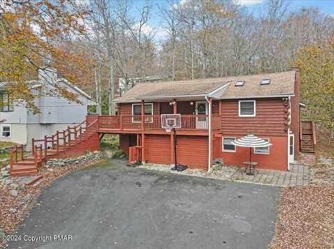 993 Country Place Drive, Tobyhanna, PA 18466