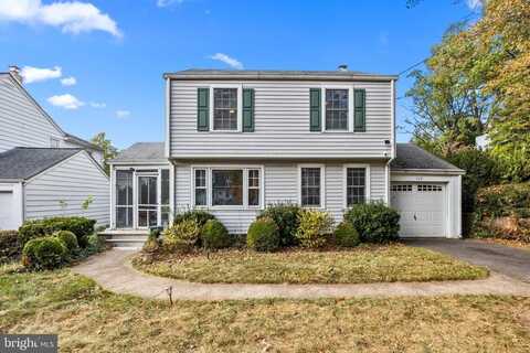 102 PALMER LA, EWING, NJ 08618