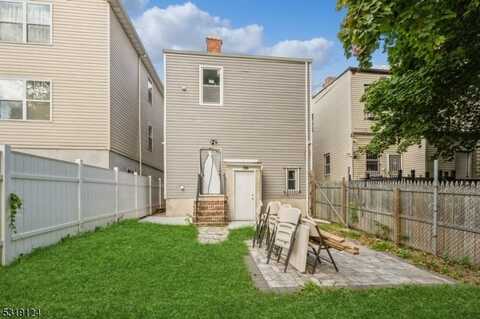 25 N 7th St, Newark, NJ 07107