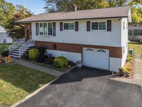 112 Carol Drive, Hackettstown, NJ 07840