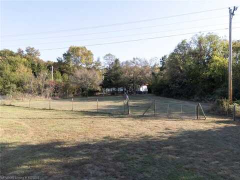 110957 S 4607 RD, Sallisaw, OK 74955