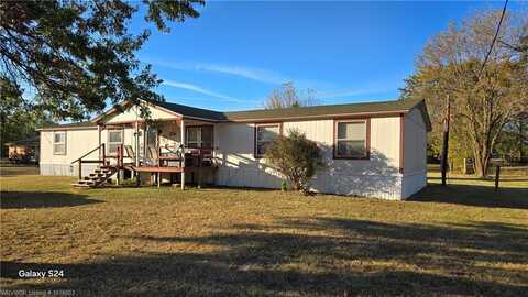 406 W Highland DR, Wister, OK 74966