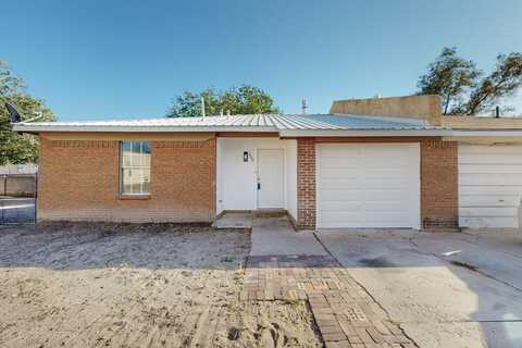 200 AVALON Place NW, Albuquerque, NM 87105