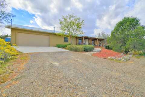 4 DERECHO Lane, Edgewood, NM 87015