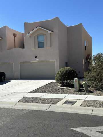 815 MESA DEL RIO Street NW, Albuquerque, NM 87121