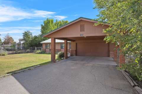 1935 WASMER Circle, Bosque Farms, NM 87068