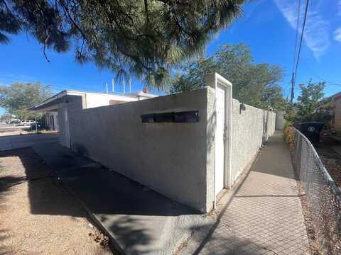 1506 Amherst Drive SE, Albuquerque, NM 87106