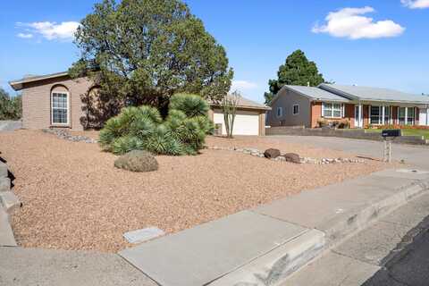 12109 GLEN CANYON Road NE, Albuquerque, NM 87111