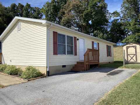 544 HULL ST, STAUNTON, VA 24401