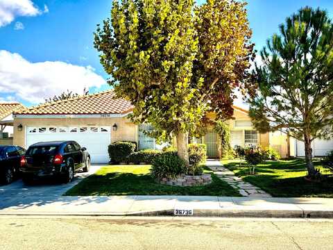 36736 Rose Street, Palmdale, CA 93552