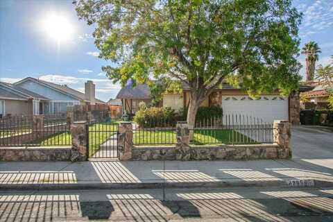 43859 Estrella Lane, Lancaster, CA 93535