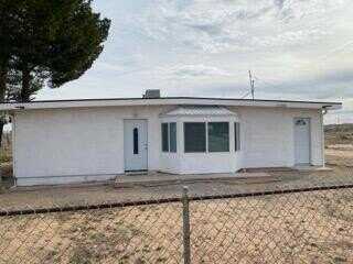 12200 Kostopolous Avenue, Boron, CA 93516