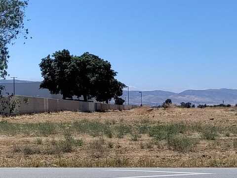 W Cor 40th Stw Pav & Avenue K13 Avenue, Lancaster, CA 93536