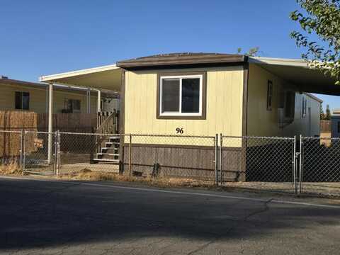 5711 Columbia Way Way, Quartz Hill, CA 93536