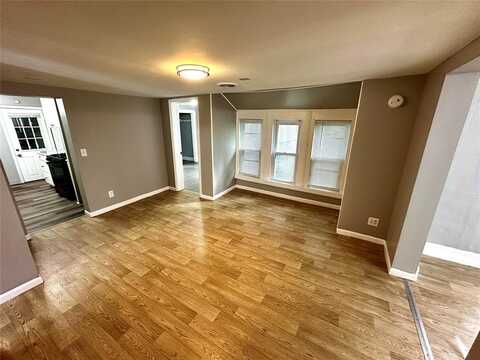 208 Oak St, BINGHAMTON, NY 13905