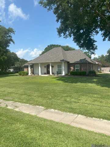 509 N Kirkland Dr, Brusly, LA 70719