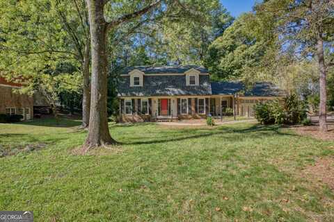 989 Carlisle, Stone Mountain, GA 30083