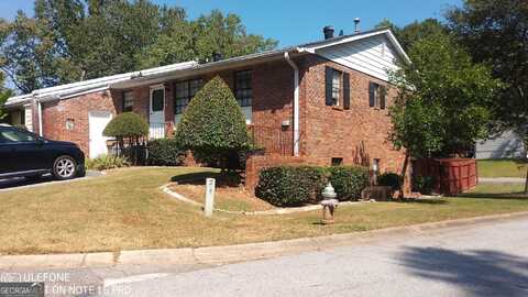 730 Dunaire, Jonesboro, GA 30238