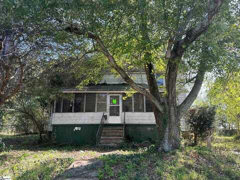 10 Hammett Street, Piedmont, SC 29673