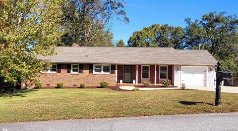 19 Northway Drive, Taylors, SC 29687